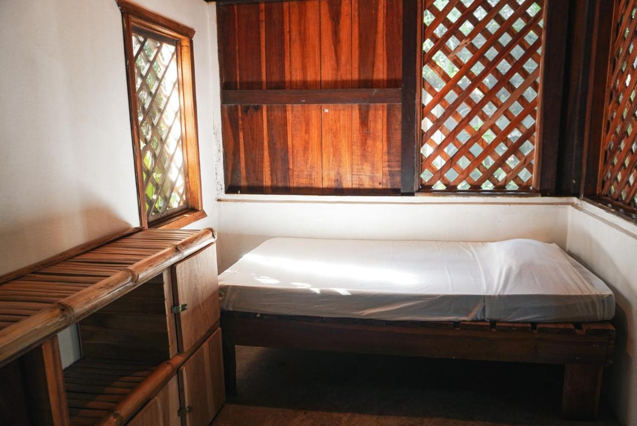 Hotel Puerto Viejo - Estd 1939 Puerto Viejo de Talamanca Eksteriør bilde