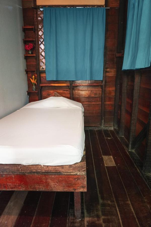 Hotel Puerto Viejo - Estd 1939 Puerto Viejo de Talamanca Eksteriør bilde